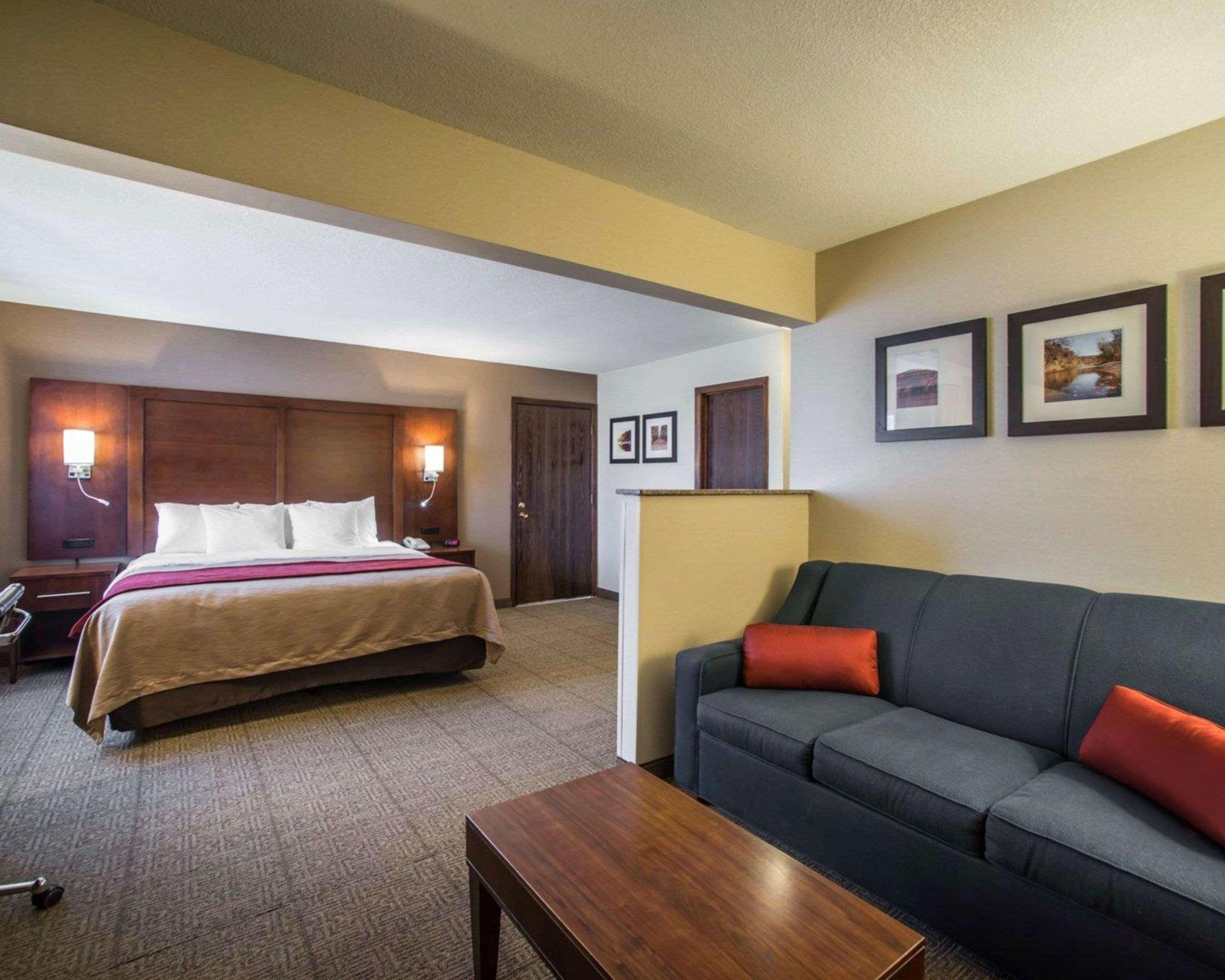 Quality Inn & Suites Boonville - Columbia Ngoại thất bức ảnh